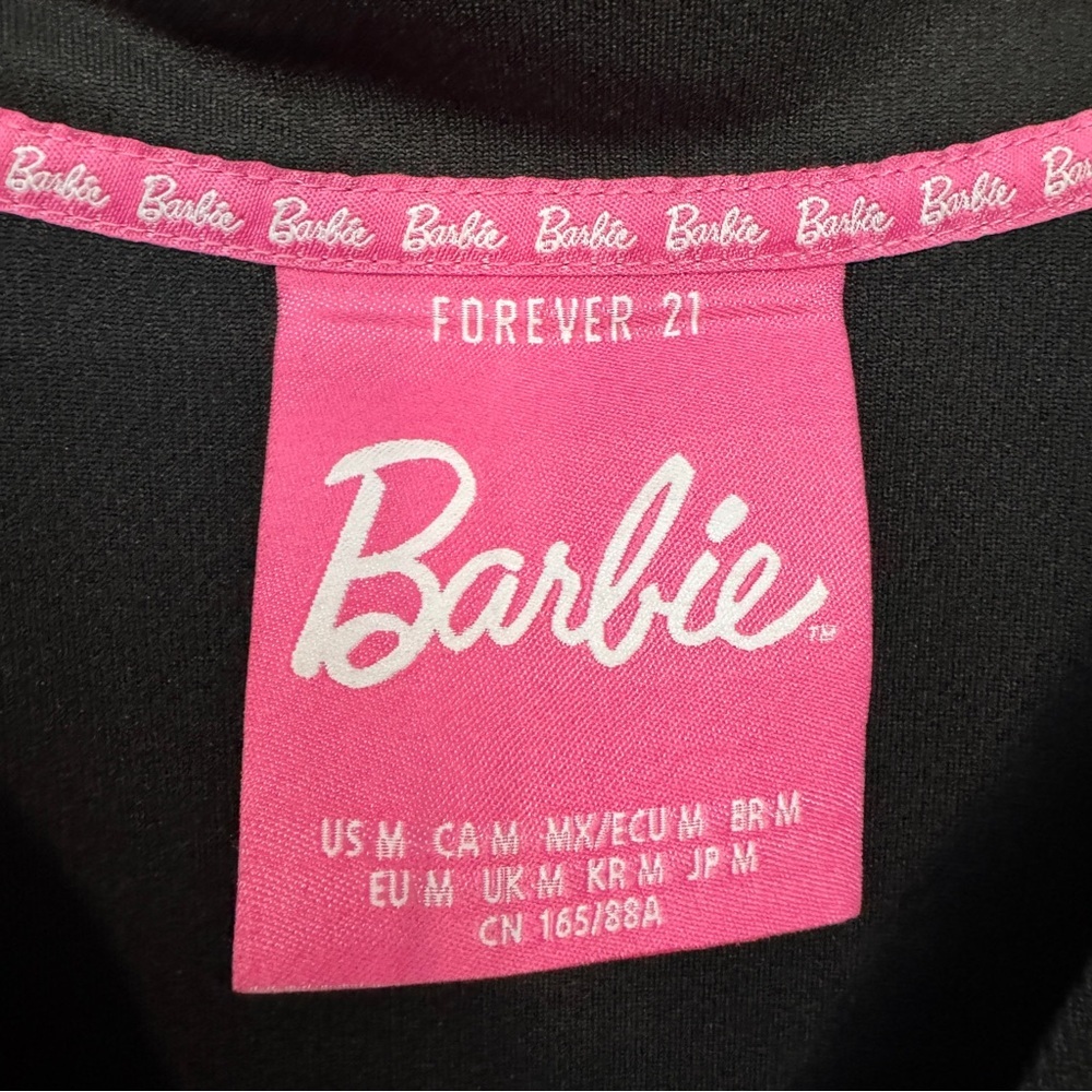 Excellent! Forever 21 × Barbie Women Black Pink Baseball Jersey Top Size M - Picture 3 of 5